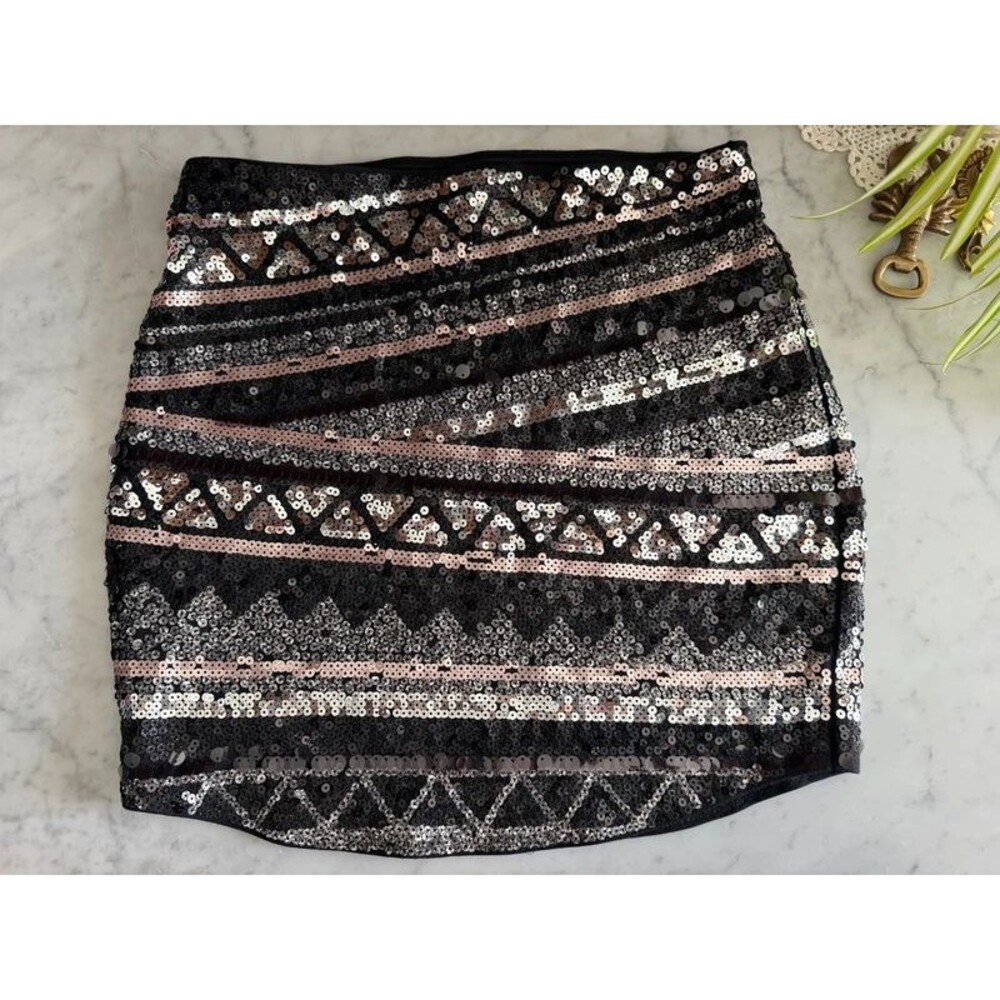 Express Black Silver Sequin Striped Mini Skirt Sz XS